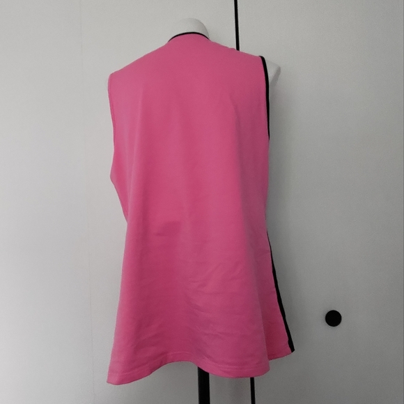 Asymmetrical Pink and Black Vest size XL - Picture 5 of 7